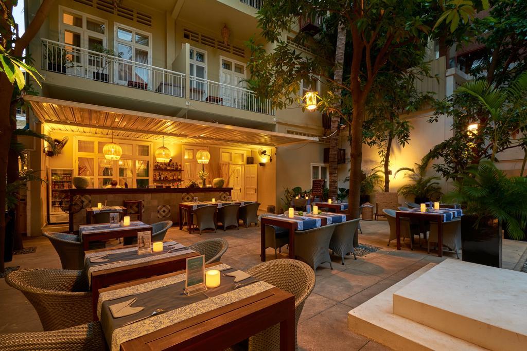Blue Lime Phnom Penh Hotel Bagian luar foto